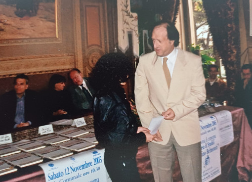 Ridisegnare l’Aquasola per ricordare Gian Nicola Borelli, il prof ‘che insegnava la vita’ Ridisegnare l’Aquasola per ricordare Gian Nicola Borelli, il prof ‘che insegnava la vita’