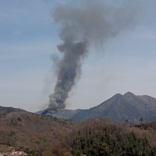 Emergenza roghi in Liguria: 167 casi nei primi sette mesi, bruciati 611 ettari