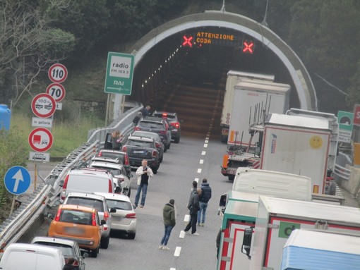 Foto dell'elisoccorso Grifo a Varazze di Marco Arecco