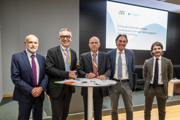 Rafforzare la sostenibilità e la competitività delle PMI, Iren e Confindustria a Genova firmano protocollo d'intesa Rafforzare la sostenibilità e la competitività delle PMI, Iren e Confindustria a Genova firmano protocollo d'intesa