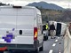 Furgone cappottato sulla A10 tra Finale e Pietra: autostrada chiusa in direzione Francia
