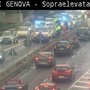 Tamponamento a catena in Sopraelevata, due feriti e traffico in tilt