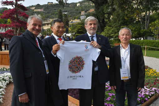 Euroflora, ancora critiche dalla coalizione progressista, Dello Strologo: "Si apra un dibattito sui reali costi"