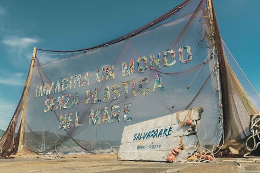 Giornata Mondiale degli Oceani, Corona celebra la sua filosofia net zero plastic footprint