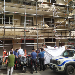 Operaio cade dall'impalcatura e muore, Sindacati: "Ancora scarsa l’attenzione di imprese e istituzioni verso una cultura del lavoro e della sicurezza"