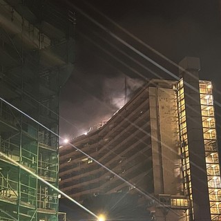 Incendio al Monoblocco, Toti e Gratarola: "a disposizione della Direzione per riportare il tutto alla normalità nel più breve tempo possibile"
