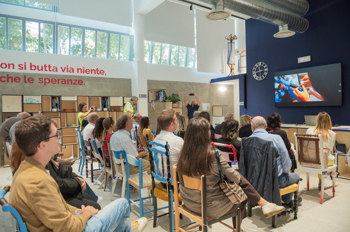 Negli spazi dell’ex mercato comunale di via Bologna apre il terzo centro Surpluse