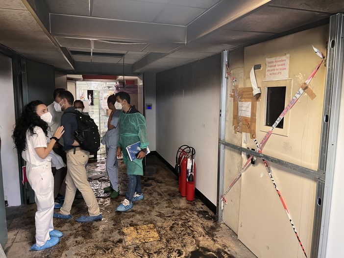 San Martino, la procura apre un'inchiesta per incendio colposo (FOTO e VIDEO) San Martino, la procura apre un'inchiesta per incendio colposo (FOTO e VIDEO)