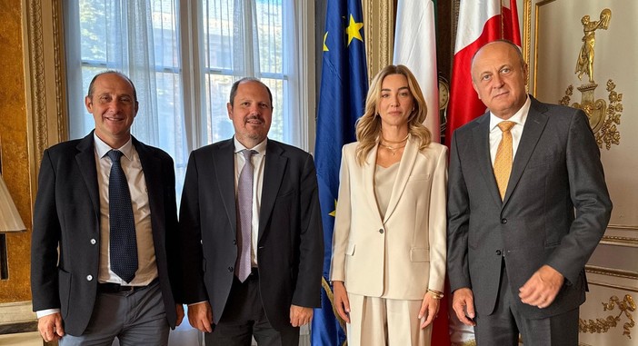 La Sindaca Salis incontra il presidente del Genoa: dialogo su sport e comunità