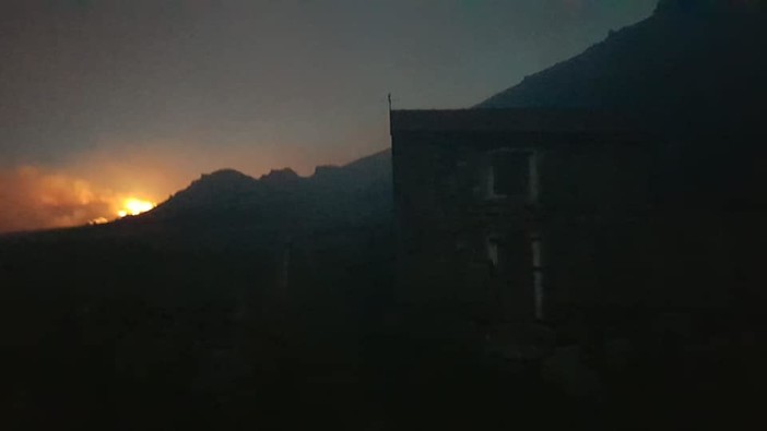 Foto pagina Facebook &quot;Volontari di Protezione civile e antincendio boschivo comune di Cogoleto&quot;