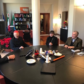 Toti a colloquio con il cardinale Bagnasco: lavoro e infrastrutture al centro della discussione