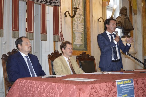 Pd, Leu e M5S a Tursi per raccontare il nuovo governo e ascoltare i cittadini Pd, Leu e M5S a Tursi per raccontare il nuovo governo e ascoltare i cittadini