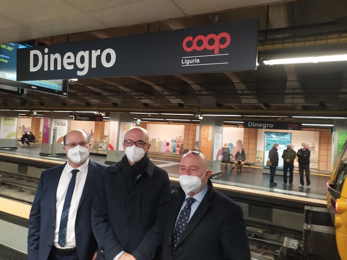 Metropolitana, prosegue il restyling, Coop brandizza la stazione di Dinegro (Foto e Video)