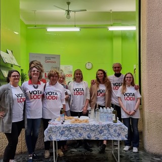 Elezioni comunali, Cristina Lodi apre il point elettorale, "Mi candido per un città coesa, europea, solidale ed educativa" (Foto e Video)