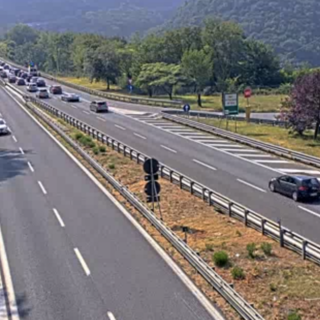 Autostrada A12, incidente tra Recco e Nervi: un chilometro di coda Autostrada A12, incidente tra Recco e Nervi: un chilometro di coda