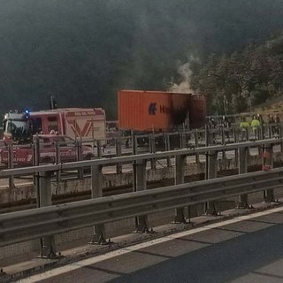 A26, doppio incidente tra Masone e Ovada: un morto. Traffico bloccato in entrambe le direzioni