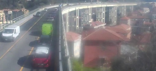Incidente sulla A10, code tra Celle e Varazze