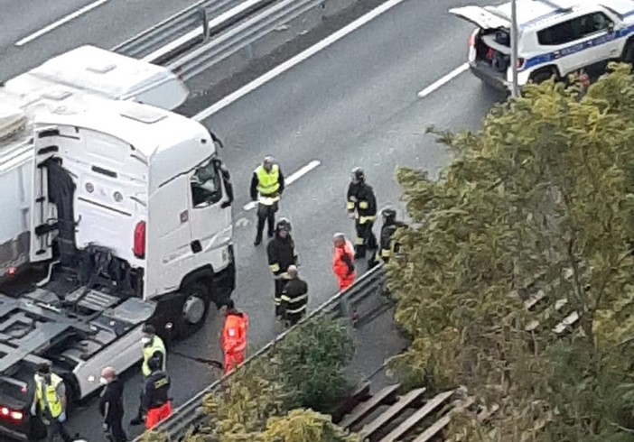 Si chiamava Romana Conte la donna morta nell'incidente di lungomare Canepa, aveva 51 anni Si chiamava Romana Conte la donna morta nell'incidente di lungomare Canepa, aveva 51 anni