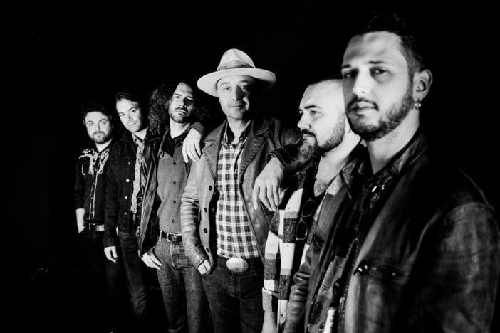 A Santa Margherita il folk di "Joe Bastianich & la Terza Classe" A Santa Margherita il folk di "Joe Bastianich & la Terza Classe"