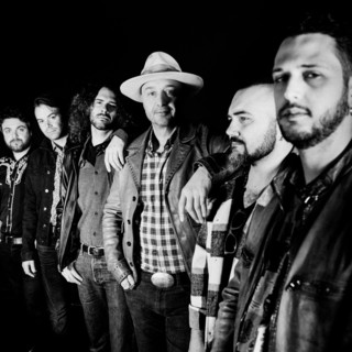 A Santa Margherita il folk di "Joe Bastianich & la Terza Classe" A Santa Margherita il folk di "Joe Bastianich & la Terza Classe"