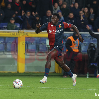 Jeff Ekhator: potrebbe essere lui il prescelto a guidare dall'inizio l'attacco rossoblù (foto Gabriele Siri)
