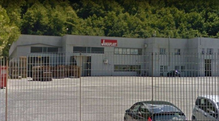 Januaplast Busalla chiude, personale a casa. I sindacati chiedono un incontro ai capi gruppo del consiglio regionale