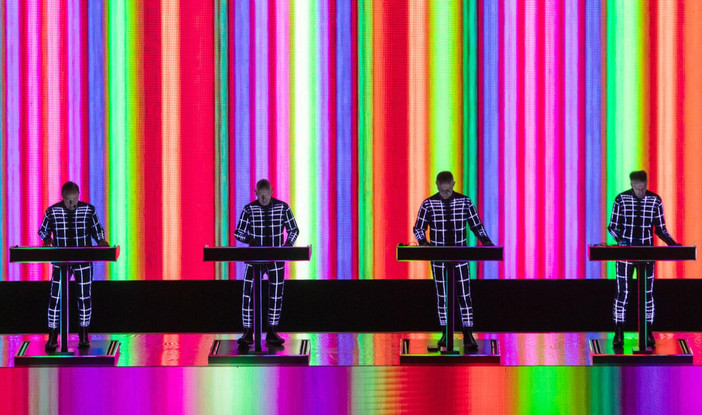 La parola a Disco Club, le uscite della settimana - Kraftwerk, un cofanetto speciale per celebrare i cinquant’anni di Radio-Activity