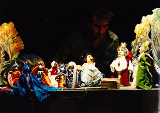 Teatro, domenica al Garage &quot;La bella addormentata nel bosco&quot;, con le marionette di Gianni Balestrino