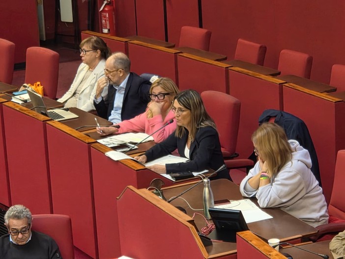 HIV e AIDS, le assessore Lodi e Bruzzone: "Al lavoro per iniziative di informazione e prevenzione. In Liguria incidenza tra le più alte d’Italia"