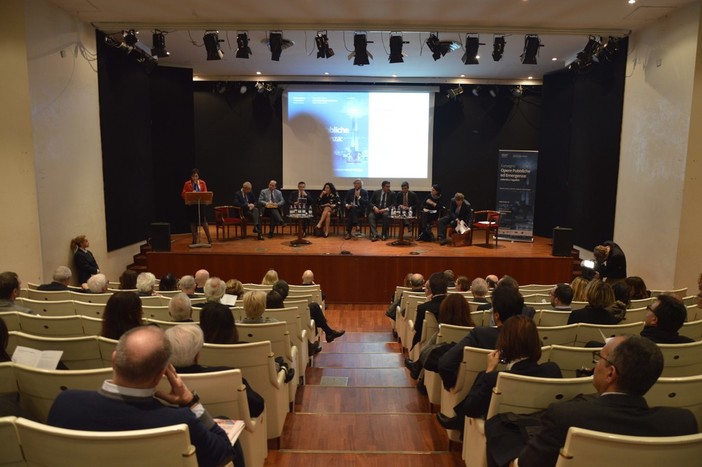 Toti sulla ricostruzione del Morandi: "Non si può pensare che ogni cantiere sia Sodoma e Gomorra per i corrotti"