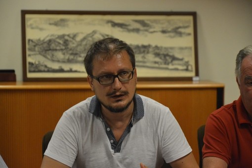 Lunardon su Bombardier: "L'azienda va avanti senza rispettare richieste di sindacati e istituzioni" Lunardon su Bombardier: "L'azienda va avanti senza rispettare richieste di sindacati e istituzioni"