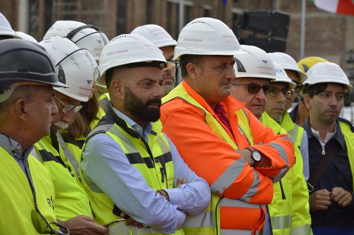 Unitario: "Eni vuole ridurre la sua presenza sul territorio impoverendo Genova e la Liguria? Non ci stiamo"