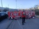 Di nuovo in piazza i lavoratori ex-Ilva: corteo e traffico bloccato sulla strada Guido Rossa