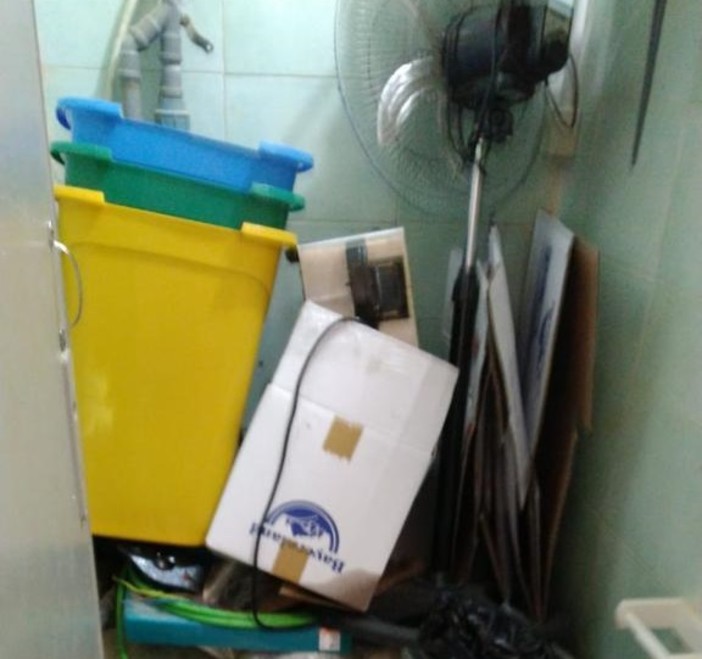 "Gravi carenze igieniche", altri due locali chiusi in centro storico da polizia locale e Asl (FOTO)