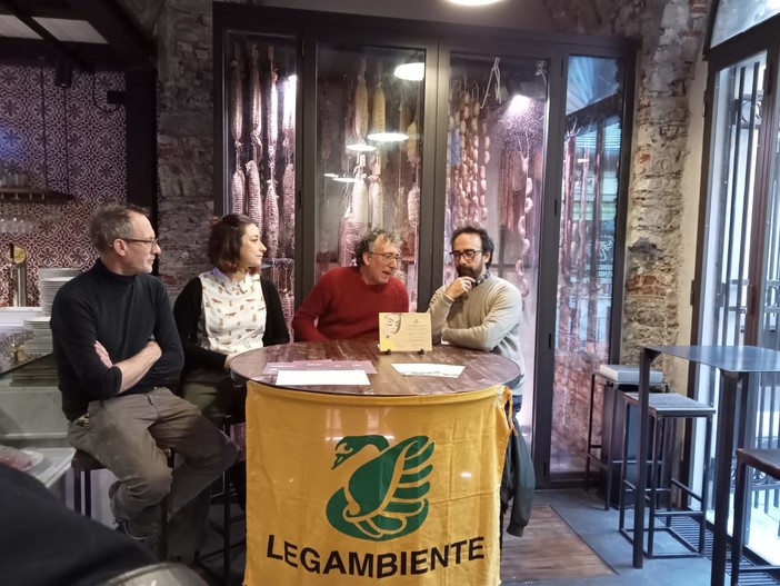 Premiata da Legambiente cooperativa agricola con sede in via dei Macelli di Soziglia Premiata da Legambiente cooperativa agricola con sede in via dei Macelli di Soziglia