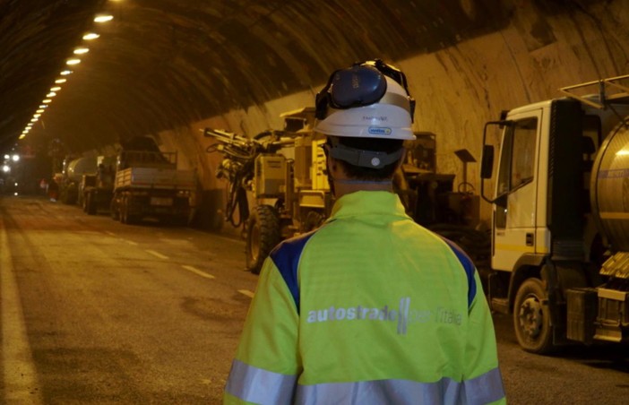 Autostrade: entro oggi la fine delle ispezioni alla rete di gallerie liguri Autostrade: entro oggi la fine delle ispezioni alla rete di gallerie liguri