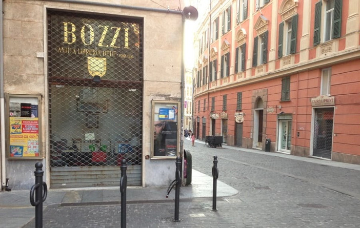 Genova saluta l’anima della libreria antiquaria: addio a Tonino Bozzi Genova saluta l’anima della libreria antiquaria: addio a Tonino Bozzi