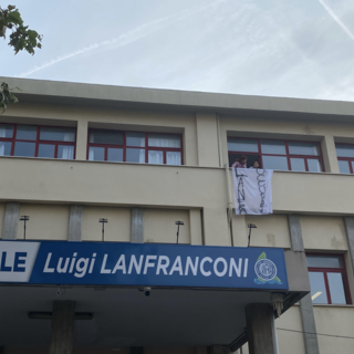 Scuola, occupato anche il Lanfranconi di Voltri