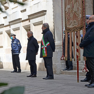 Coronavirus: anche il Comune di Genova si è fermato per un minuto in segno di lutto (FOTO e VIDEO)