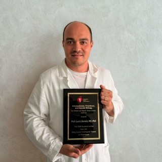 Luca Liberale premiato con il Karl Link Early Career Investigator Award in Thrombosis Luca Liberale premiato con il Karl Link Early Career Investigator Award in Thrombosis