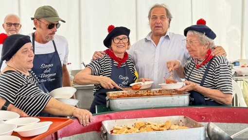 Riva Trigoso celebra il Bagnun, Lombardi: “Una tradizione che valorizza l’identità dei borghi liguri” Riva Trigoso celebra il Bagnun, Lombardi: “Una tradizione che valorizza l’identità dei borghi liguri”