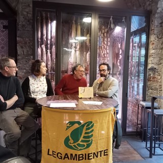 Premiata da Legambiente cooperativa agricola con sede in via dei Macelli di Soziglia Premiata da Legambiente cooperativa agricola con sede in via dei Macelli di Soziglia