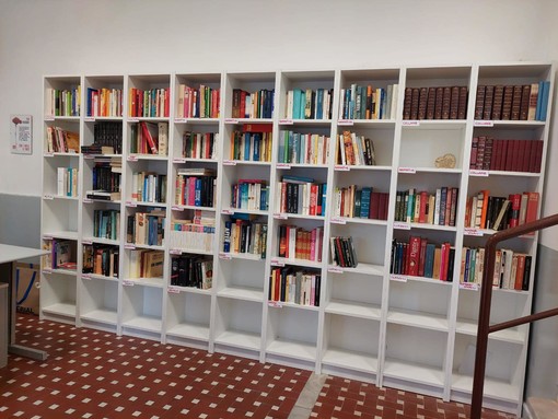 Libreria di quartiere a Oregina, quasi mille libri in meno di un mese: &quot;La risposta della gente è stata eccezionale&quot;
