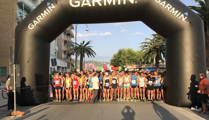 Aperte le iscrizioni per la sesta edizione della mezza maratona di Chiavari