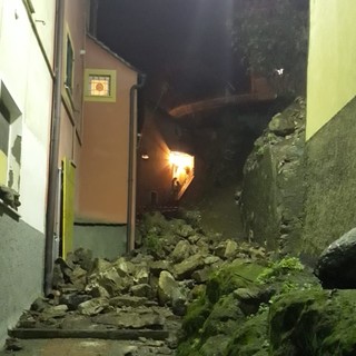 Allerta rossa: torrenti sotto controllo, ma è allarme frane e mareggiate