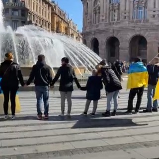 Ucraina, unità di crisi per i soccorsi. Ecco i contatti per le donazioni