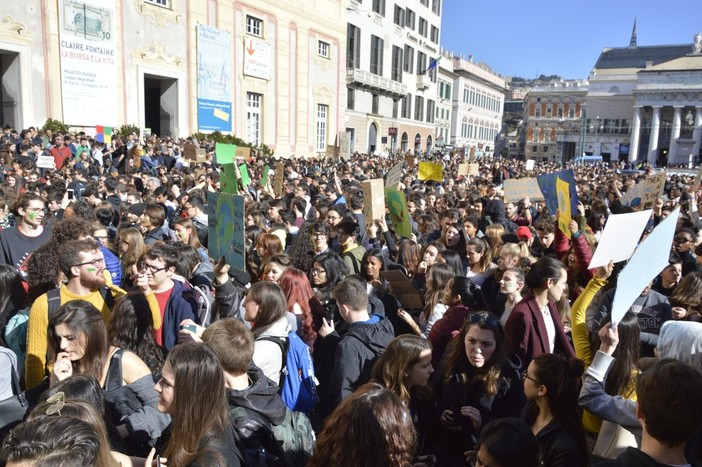 'Friday for Future', venerdì tornano in piazza gli attivisti per il clima 'Friday for Future', venerdì tornano in piazza gli attivisti per il clima