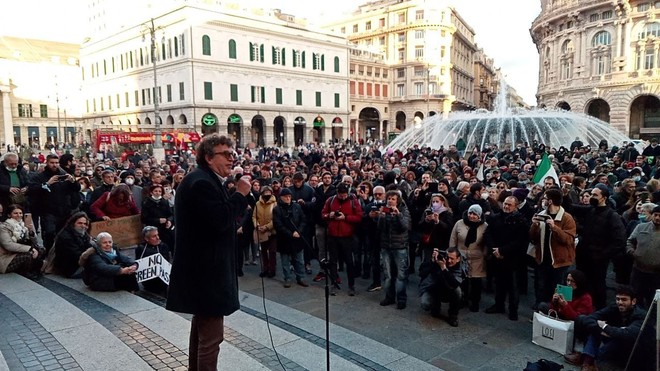 &quot;Dalla protesta alla proposta&quot;, ventisettesimo sabato di protesta contro il green pass a Genova (FOTO e VIDEO)