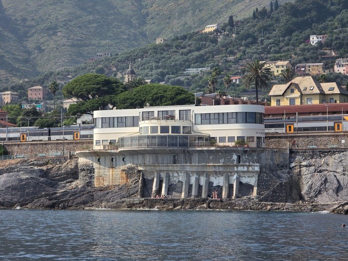 Marinella di Nervi, domani l'asta giudiziale. Ma l'ex gestore tenta il colpo di scena