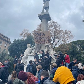 Freddo a scuola, Rete studenti in città metropolitana: &quot;Bene incontro con tecnici, ma servono investimenti su edilizia&quot;